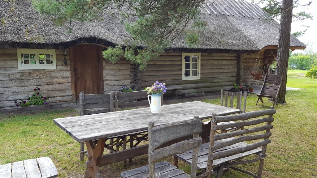 Maenni Summerhouse Kassari Exterior photo