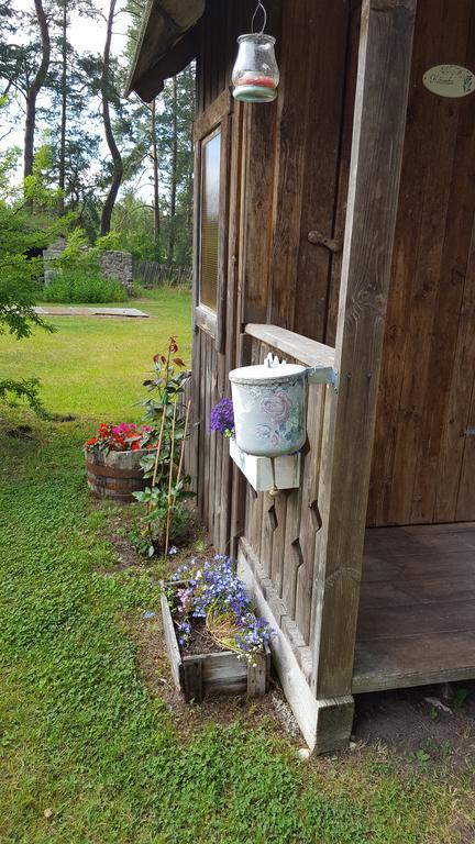 Maenni Summerhouse Kassari Exterior photo